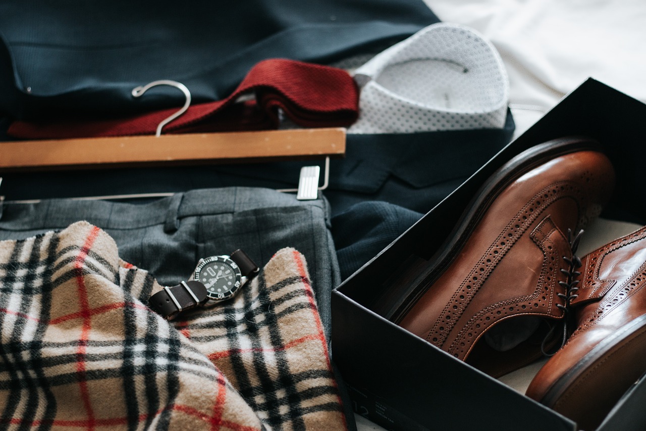 Capi di abbigliamento e accessori maschili