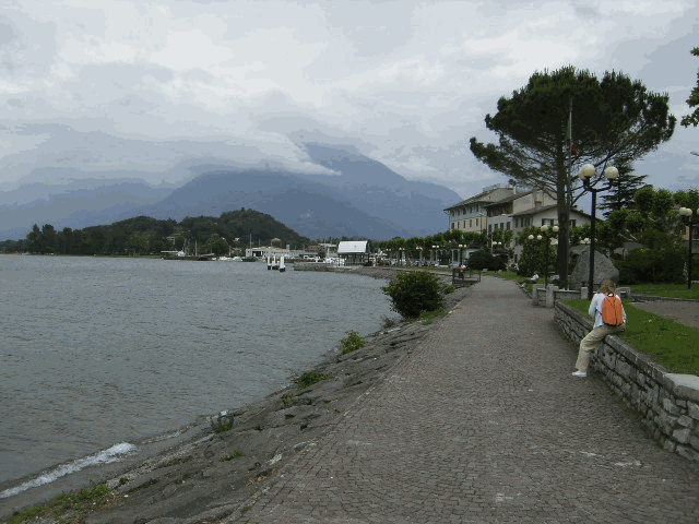 Colico visto dalla passeggiata sul Lago di Como