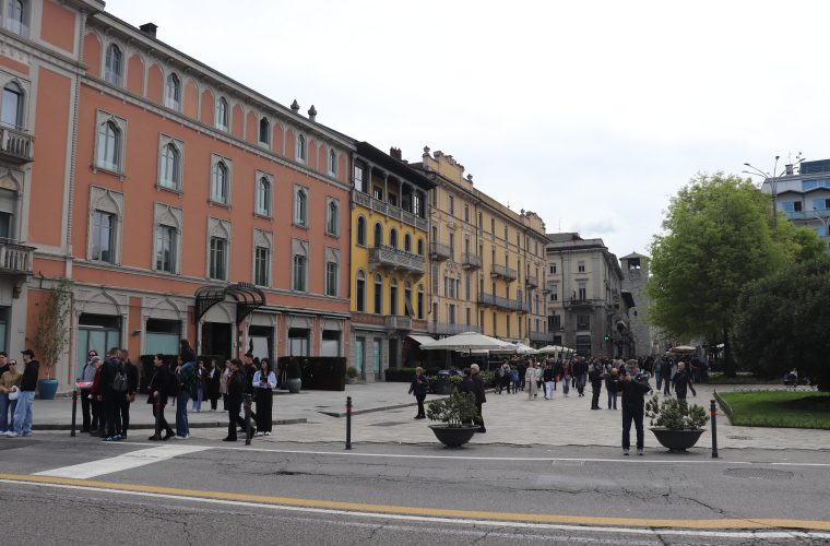 Piazza Cavour a Como