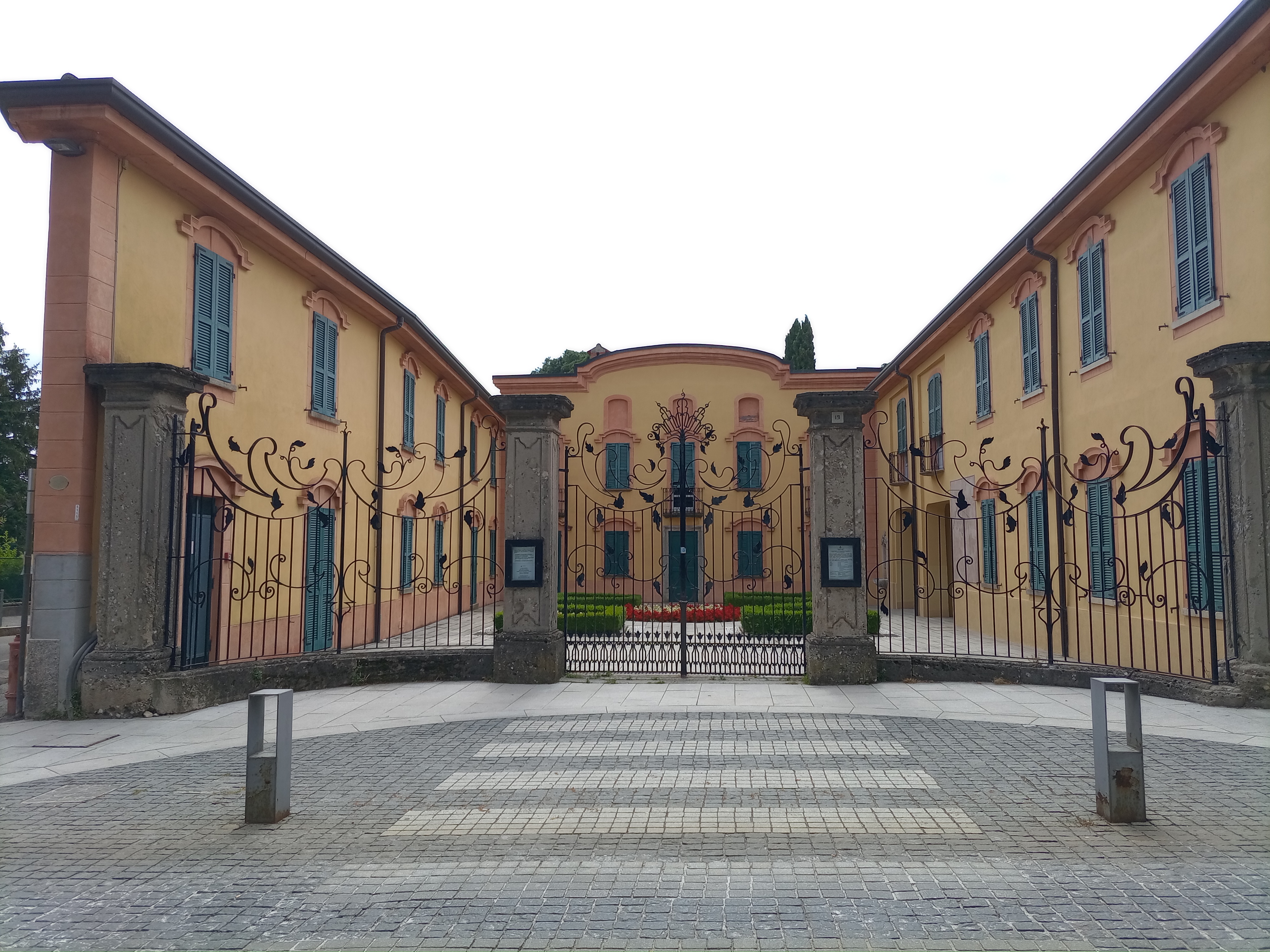 Villa Majnoni d Intignano a Erba