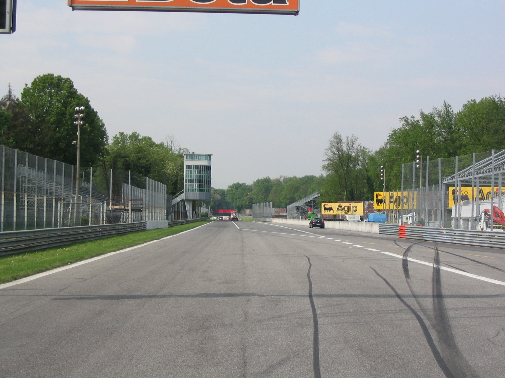 Rettilineo dell Autodromo Nazionale Monza
