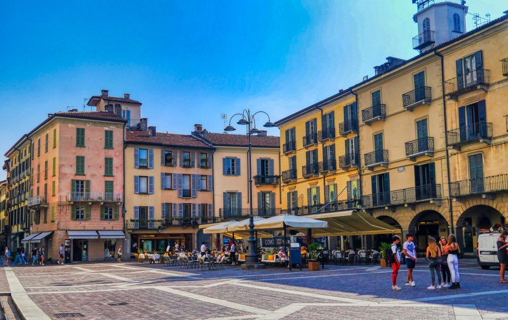 Piazza del Duomo a Como nel centro storico