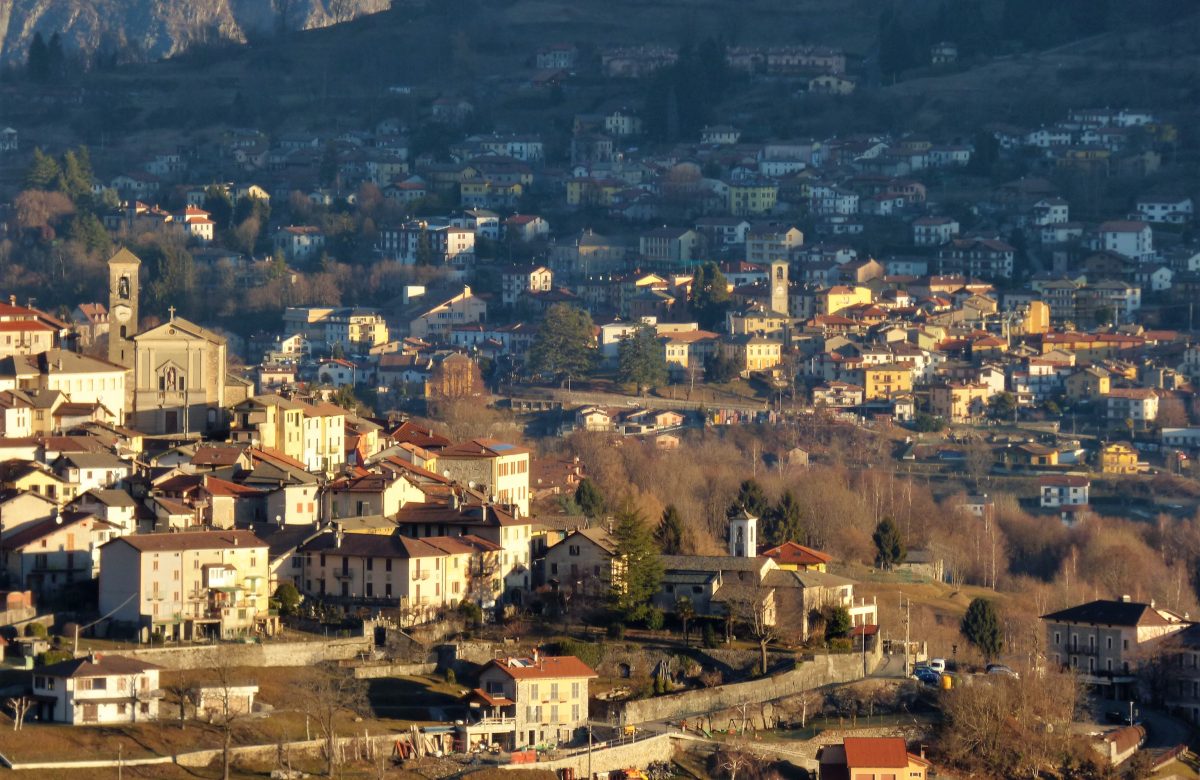 Centro Valle Intelvi tra borghi e paesaggio