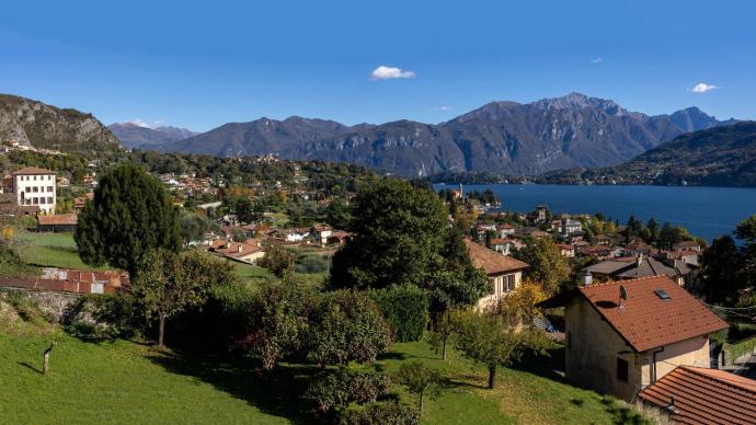 Panorama da Mezzegra verso il Lago di Como