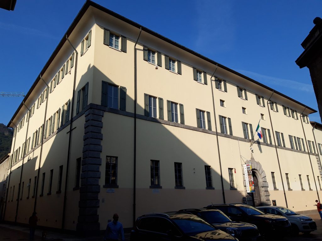 Facciata della Pinacoteca civica di Palazzo Volpi a Como