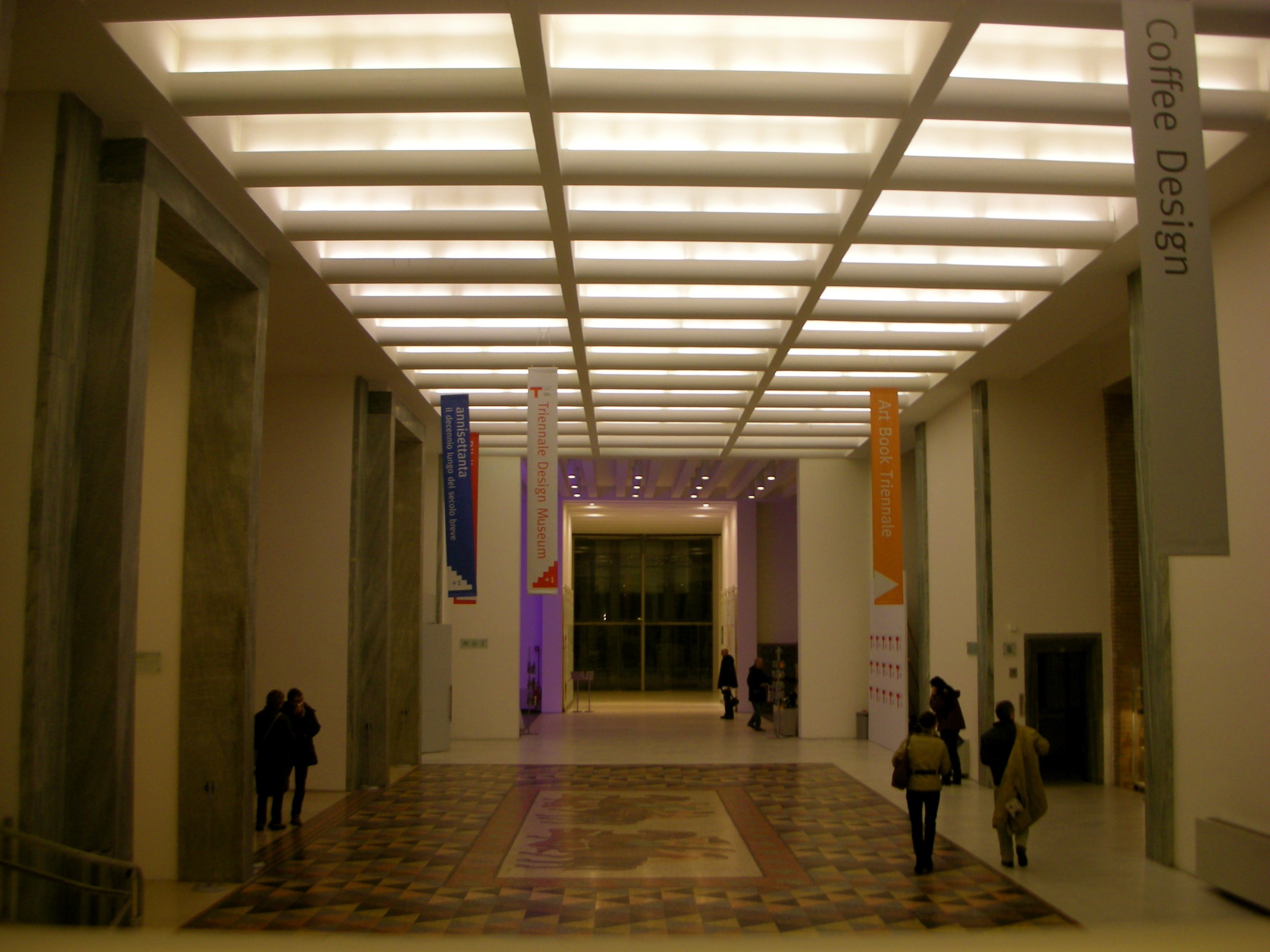 Atrio del Palazzo dell Arte a Milano