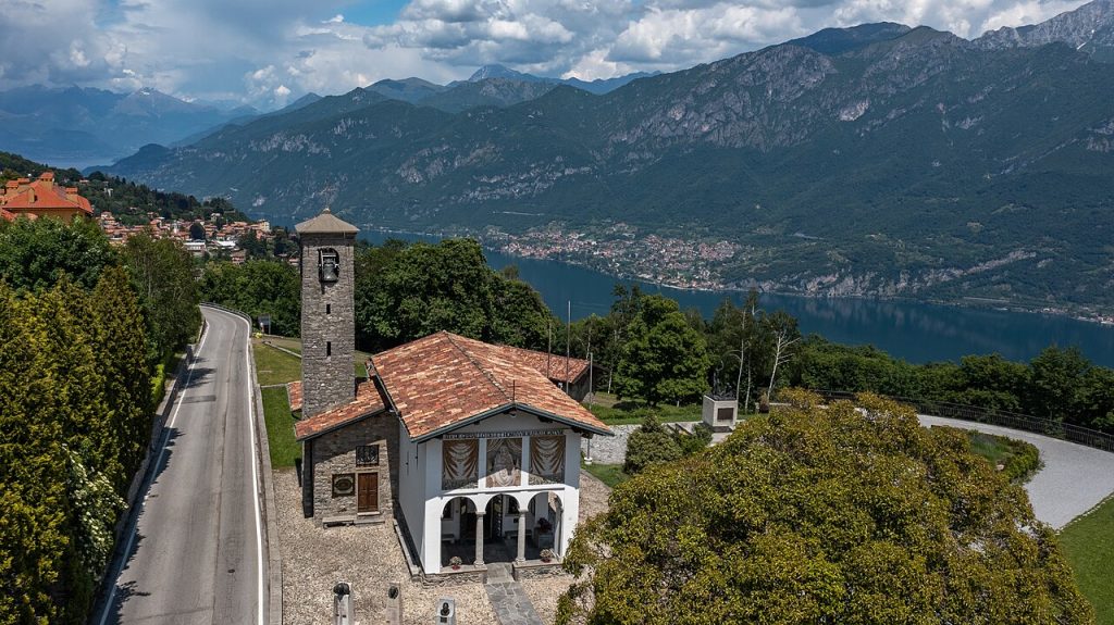 Santuario della Madonna del Ghisallo a Magreglio