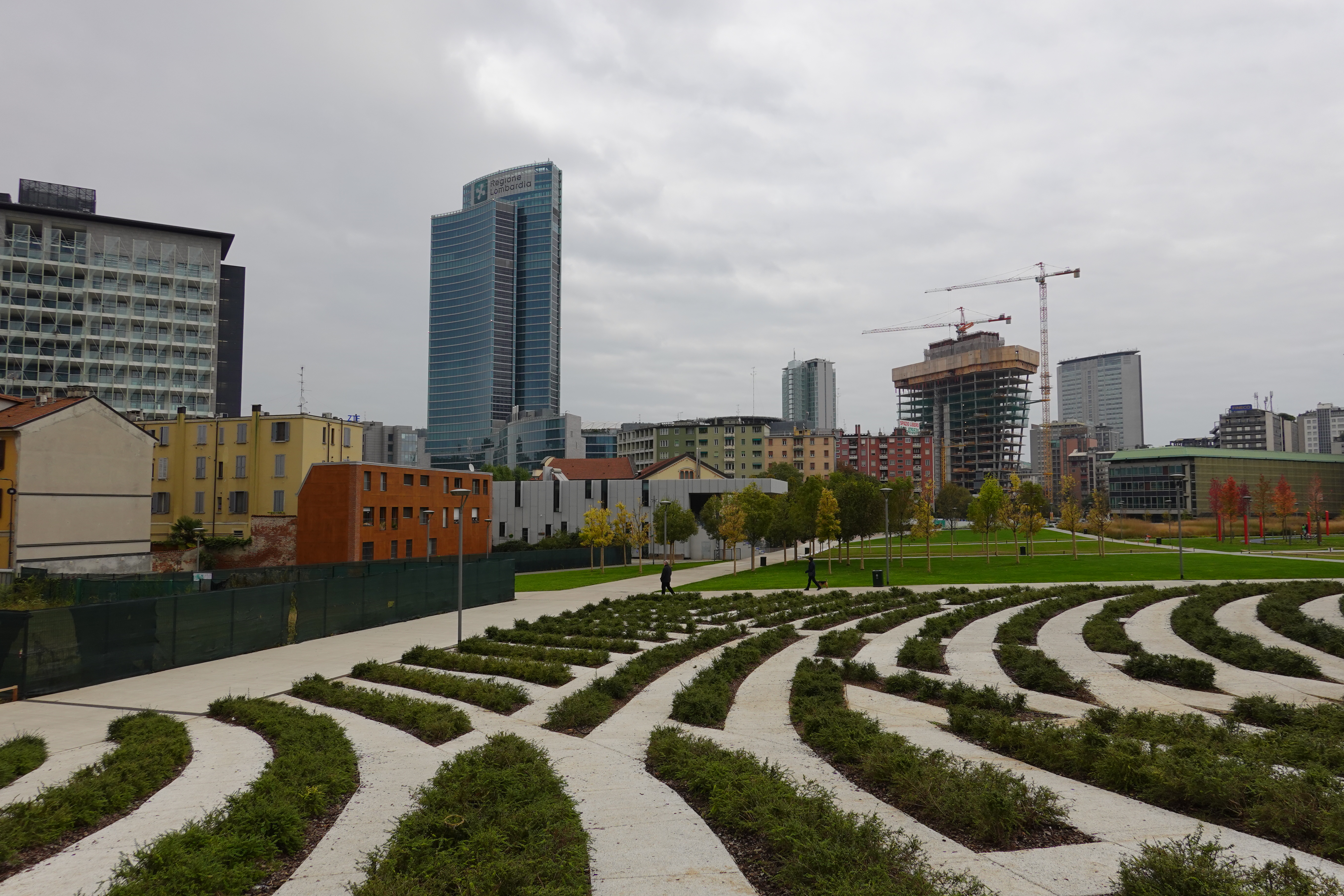 Parco Biblioteca degli Alberi a Milano Porta Nuova